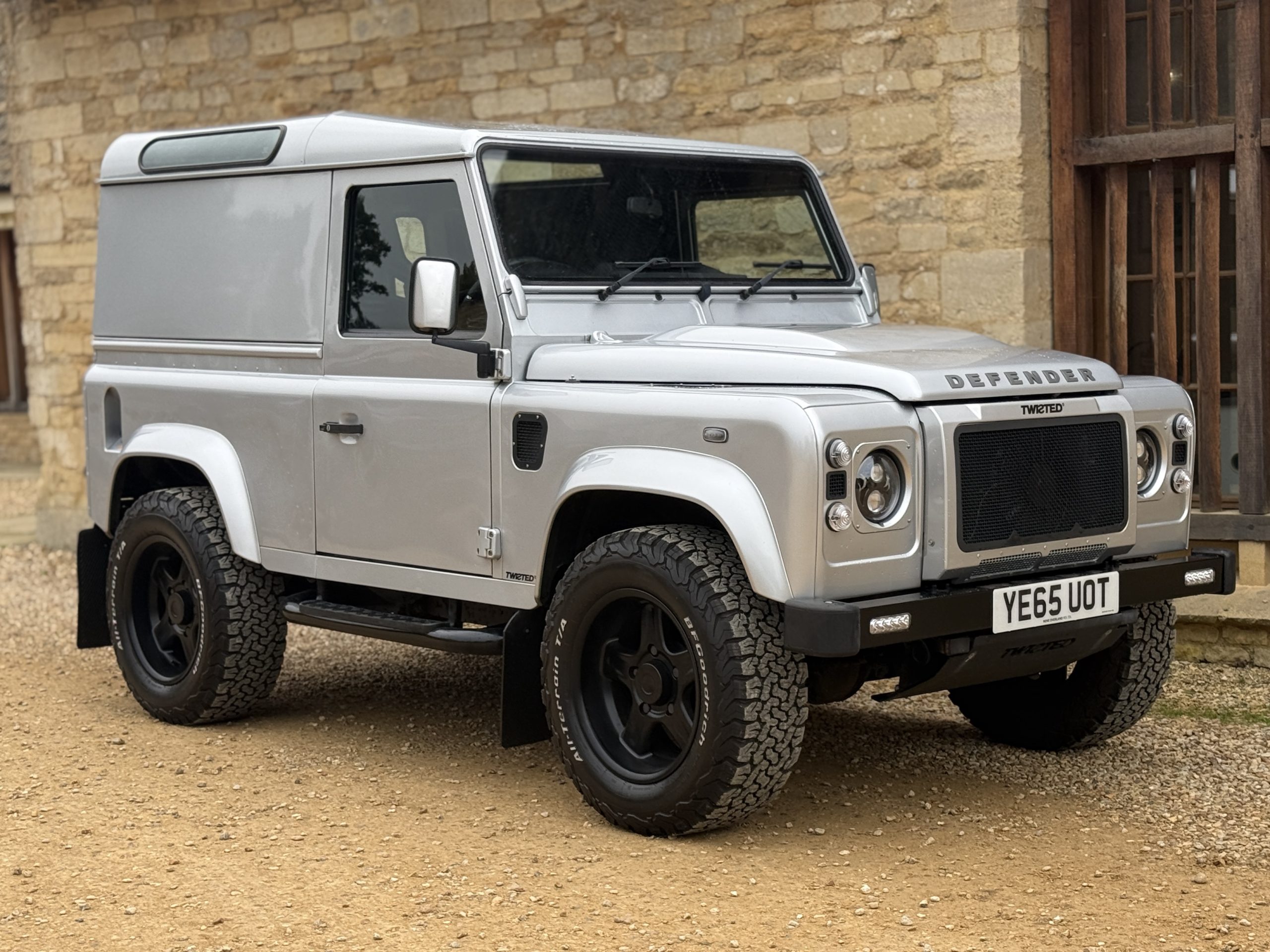 2015 Land Rover Defender 90