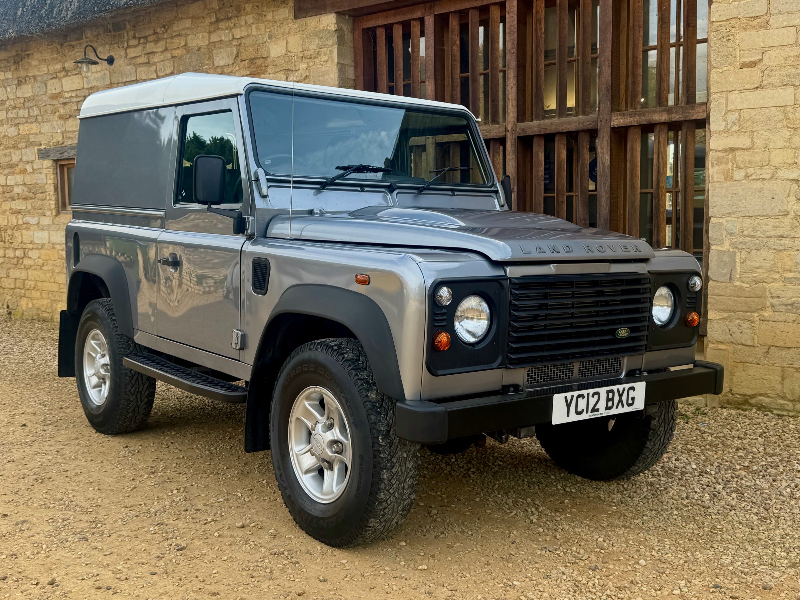 2012 Land Rover Defender 90