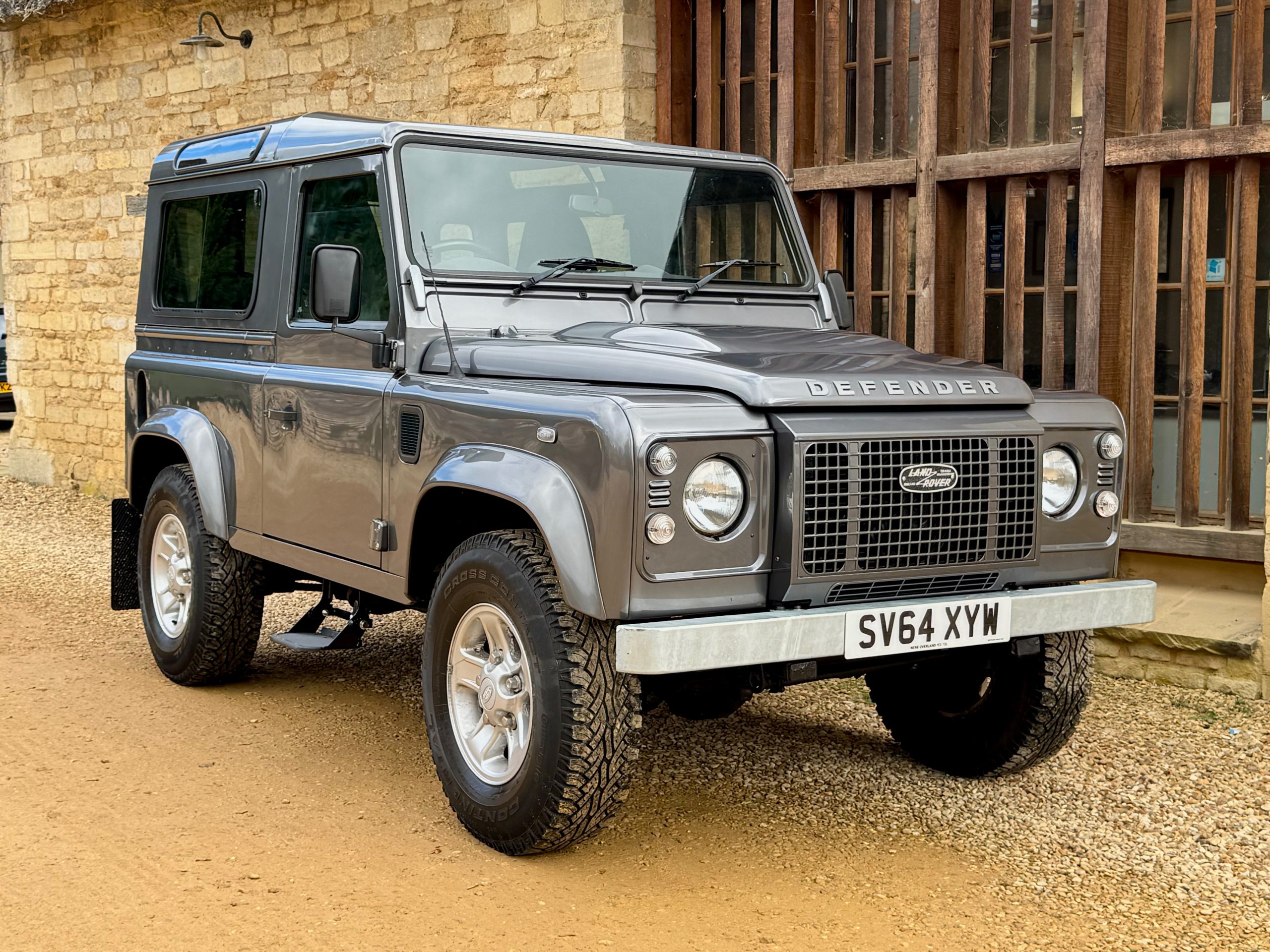 2014 Land Rover Defender 90